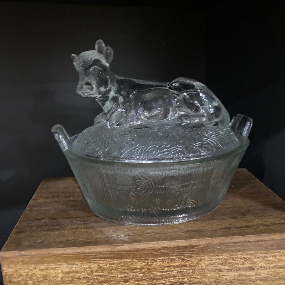 Vintage glass cow butter or candy dish